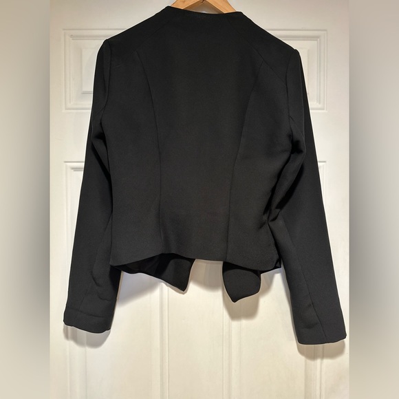 SLIGHTLY USED! BB Dakota Open Front Blazer| Color Black| Size S - Picture 3 of 3